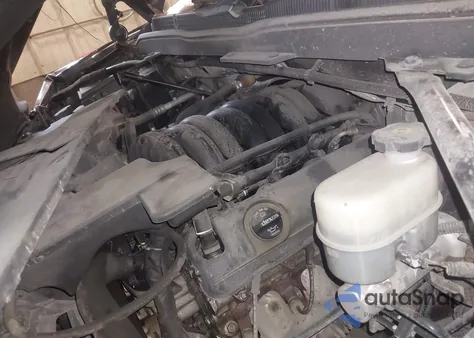 2015 Chevrolet Silverado 1500 Wt из США, поврежденный, VIN 3GCUKPEC6FG371711